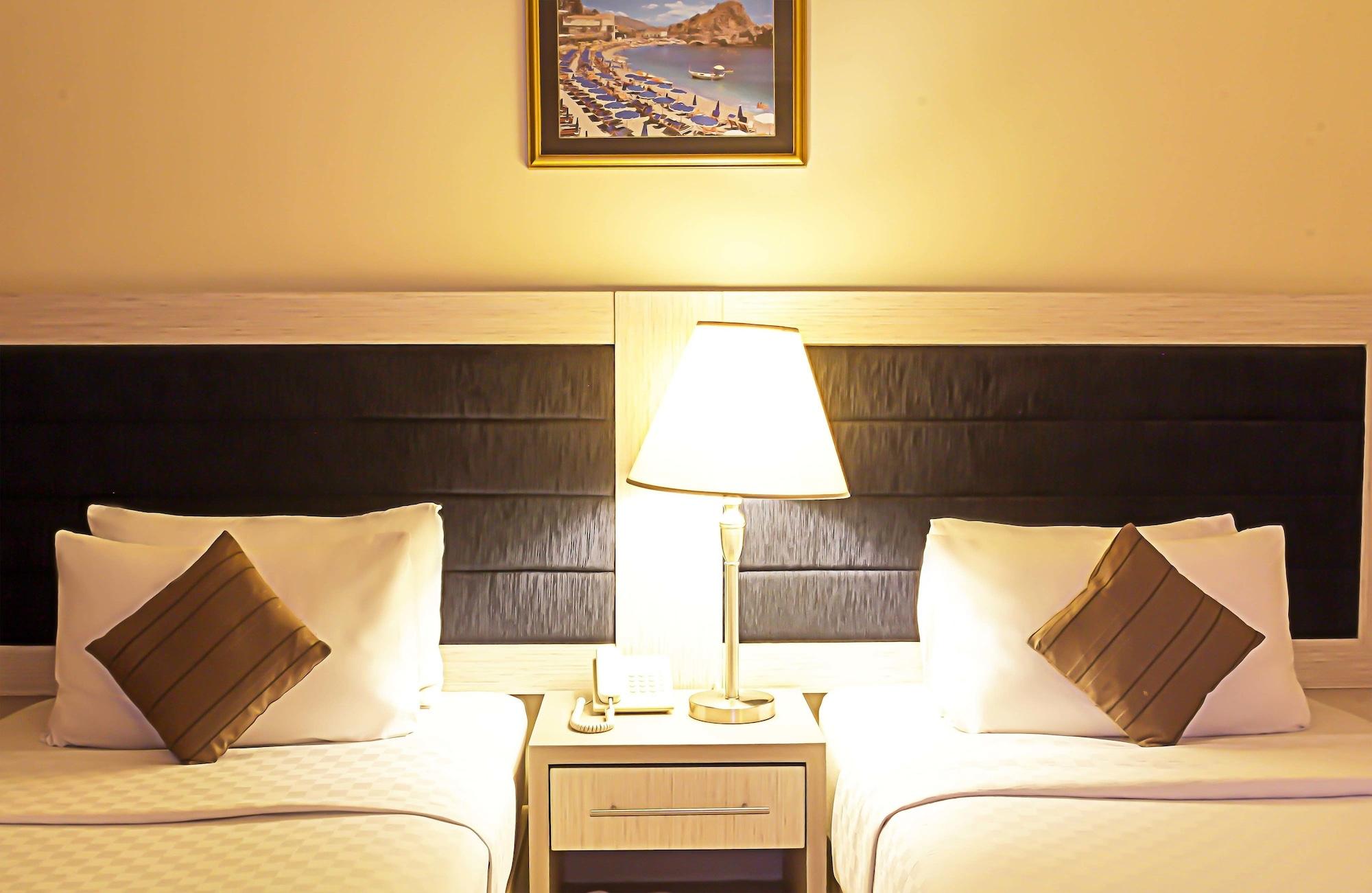 Royal Hotel And Villa Batu Batu  Eksteriør bilde