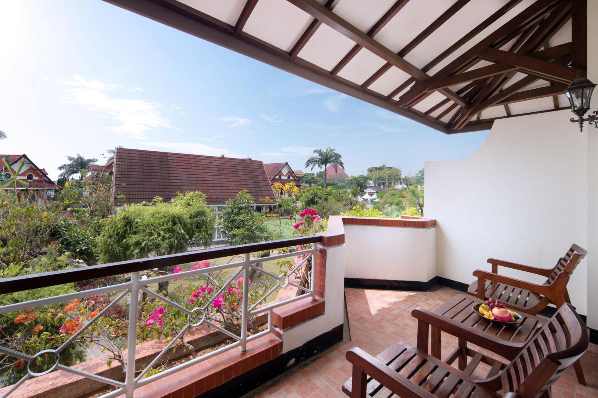 Royal Hotel And Villa Batu Batu  Eksteriør bilde