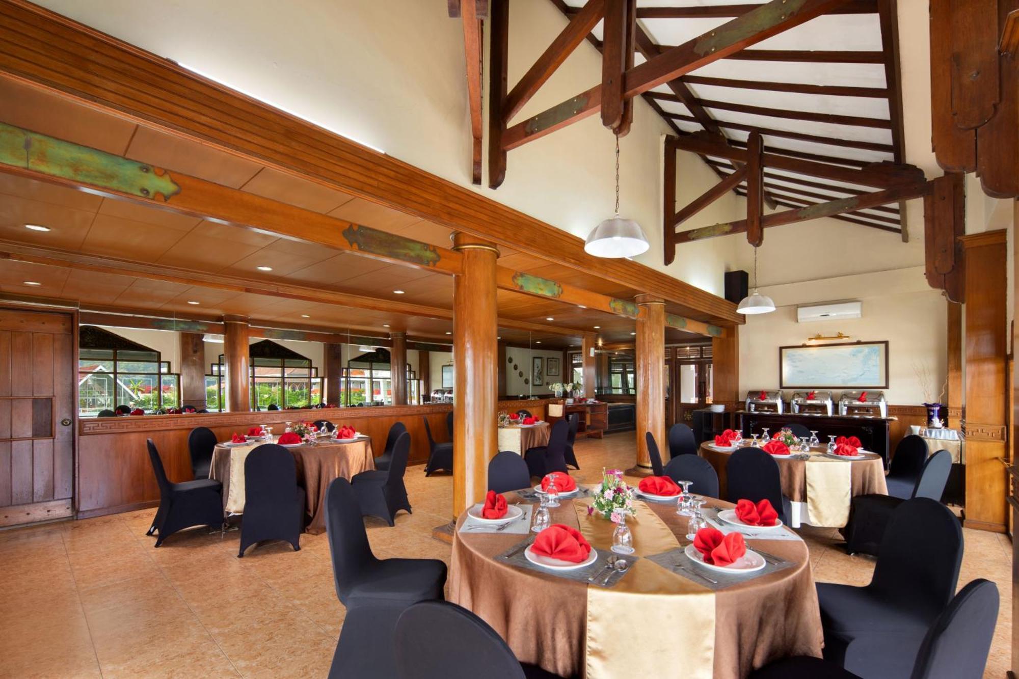 Royal Hotel And Villa Batu Batu  Eksteriør bilde