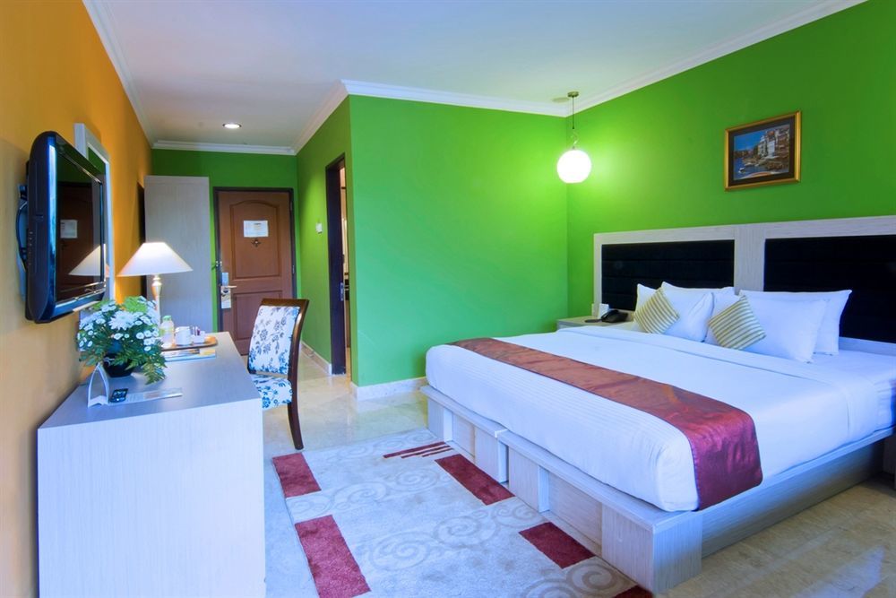 Royal Hotel And Villa Batu Batu  Eksteriør bilde